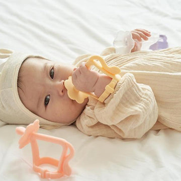 Moyuum Silicone Adjustable Lion Baby Teether